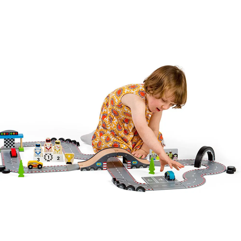 Bigjigs Toys Roadway Race Day Wooden Car Track