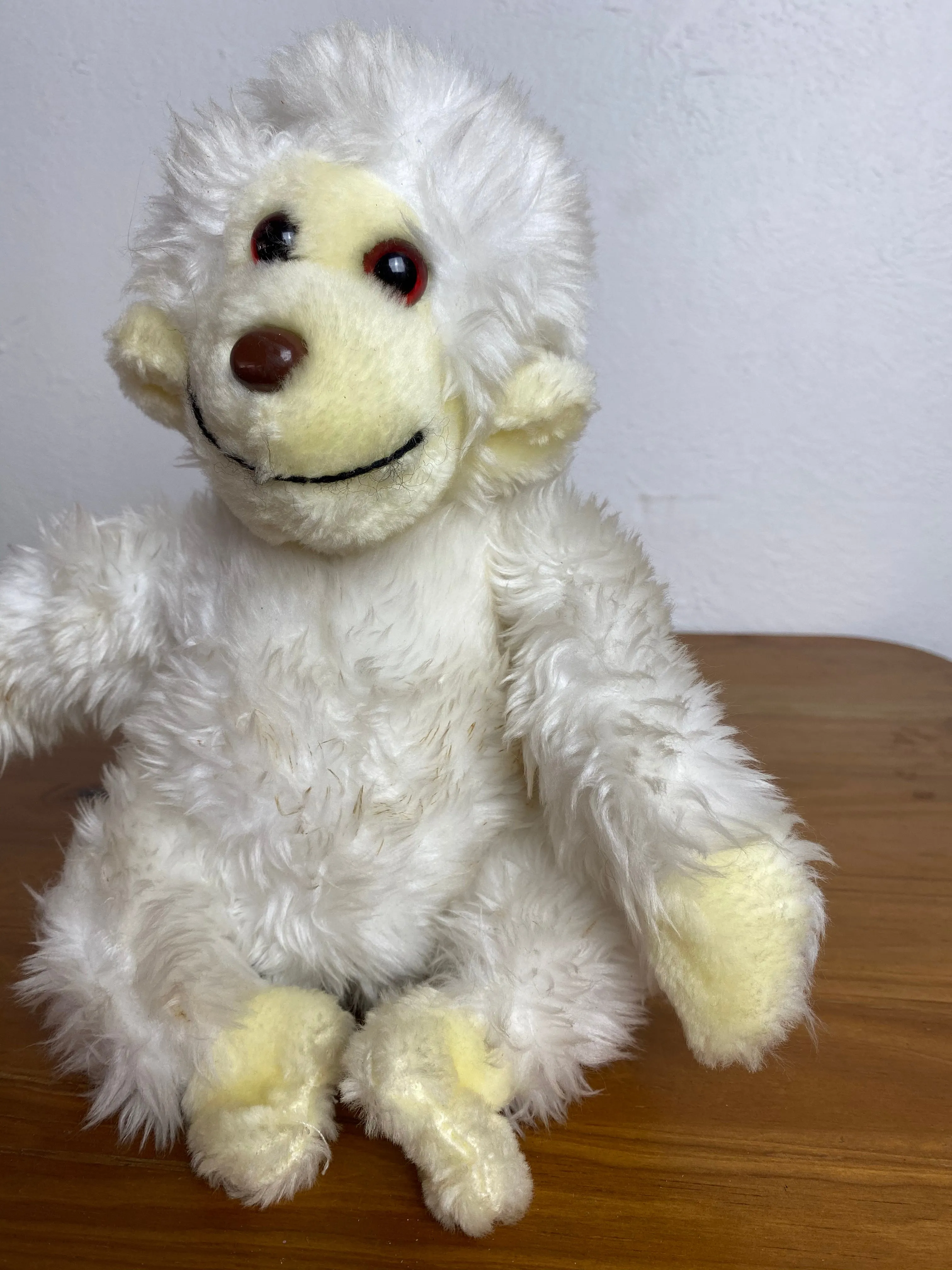 VTG Superior Toy & Novelty Soft White Monkey